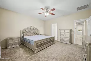 10800 W Cottontail Ln, Peoria, AZ 85383 - Photo 19