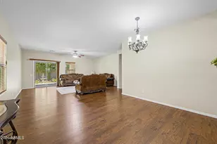 10800 W Cottontail Ln, Peoria, AZ 85383 - Photo 11