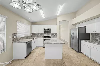 3900 E Tremaine Avenue, Gilbert, AZ 85234 - Photo 9