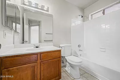 818 W Oraibi Drive, Phoenix, AZ 85027 - Photo 17