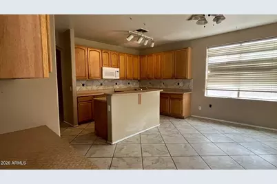 43339 W Rio Bravo Drive, Maricopa, AZ 85138 - Photo 7