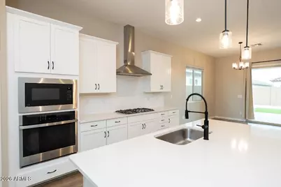 20093 W Montecito Avenue, Litchfield Park, AZ 85340 - Photo 11