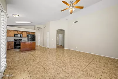 2424 N 125th Drive, Avondale, AZ 85392 - Photo 7