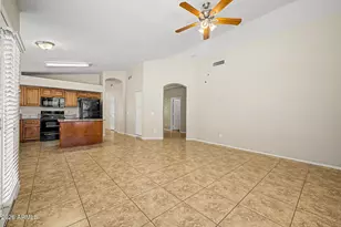 2424 N 125th Dr, Avondale, AZ 85392 - Photo 7