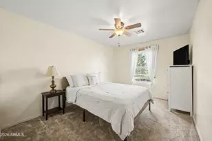 2101 E Sunland Ave, Phoenix, AZ 85040 - Photo 11