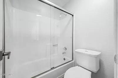 4240 N Longview Avenue #9, Phoenix, AZ 85014 - Photo 13