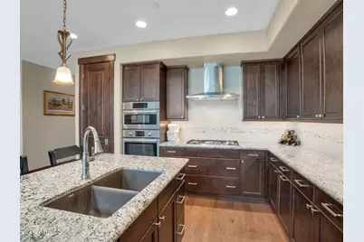1531 E Castle Hills Drive, Flagstaff, AZ 86005 - Photo 11