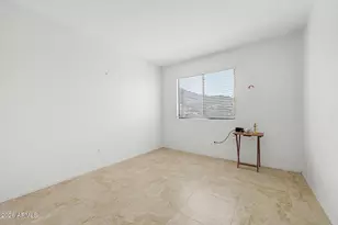2031 E Parkside Ln, Phoenix, AZ 85024 - Photo 27