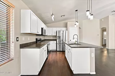 4034 W Chisum Trail, Phoenix, AZ 85083 - Photo 15