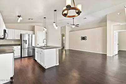 4034 W Chisum Trail, Phoenix, AZ 85083 - Photo 13