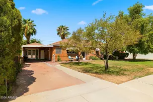 3008 N 24th Pl, Phoenix, AZ 85016 - Photo 1