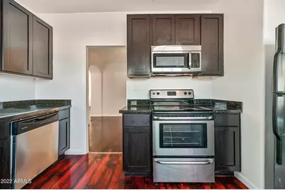 3949 E Earll Drive #Apt 14, Phoenix, AZ 85018 - Photo 11