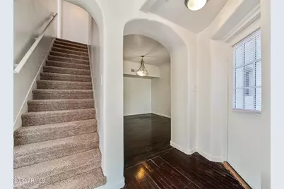 3949 E Earll Drive #Apt 14, Phoenix, AZ 85018 - Photo 23