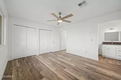11010 W Sun City Boulevard, Sun City, AZ 85351 - Photo 13