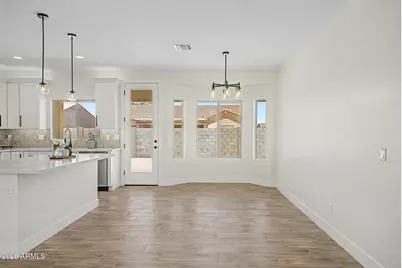9540 W Kramer Lane, Arizona City, AZ 85123 - Photo 11