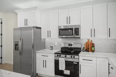9540 W Kramer Lane, Arizona City, AZ 85123 - Photo 13