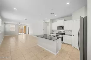 14155 W Georgia Dr, Surprise, AZ 85379 - Photo 9