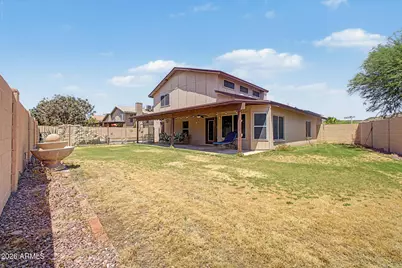 3933 W Saguaro Park Lane, Glendale, AZ 85310 - Photo 35