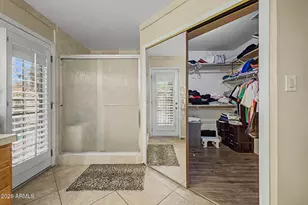 3933 W Saguaro Park Ln, Glendale, AZ 85310 - Photo 19
