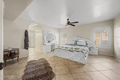 3933 W Saguaro Park Lane, Glendale, AZ 85310 - Photo 15