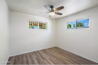 5742 N 12th Place, Phoenix, AZ 85014 - Photo 15