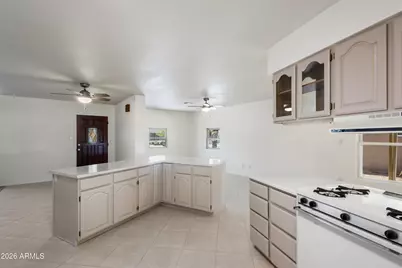 5742 N 12th Place, Phoenix, AZ 85014 - Photo 7
