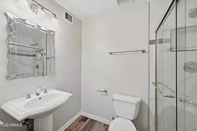 2630 E Roma Avenue, Phoenix, AZ 85016 - Photo 11
