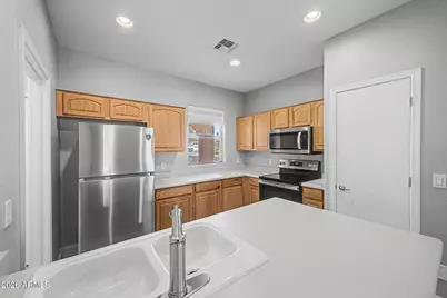 28188 N Willemite Drive, San Tan Valley, AZ 85143 - Photo 5