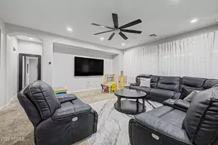 2769 E Rakestraw Ln, Gilbert, AZ 85298 - Photo 5