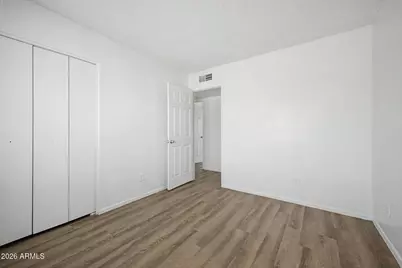 7506 W Turney Avenue, Phoenix, AZ 85033 - Photo 21