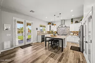 14284 W Becker Ln, Surprise, AZ 85379 - Photo 7