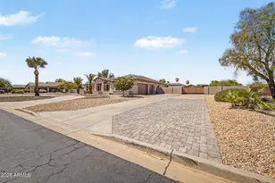 14284 W Becker Ln, Surprise, AZ 85379 - Photo 3