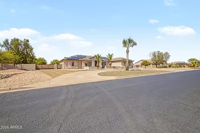 14284 W Becker Lane, Surprise, AZ 85379 - Photo 43