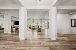 14284 W Becker Ln, Surprise, AZ 85379 - Photo 13