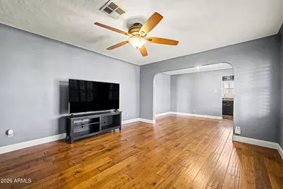 2638 E Willetta Street, Phoenix, AZ 85008 - Photo 11