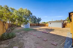 2638 E Willetta St, Phoenix, AZ 85008 - Photo 31