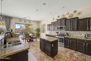 2791 E Buena Vista Dr, Chandler, AZ 85249 - Photo 9