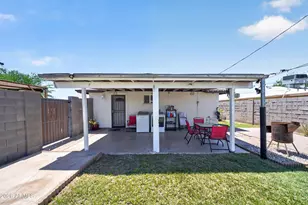 6446 W Piccadilly Rd, Phoenix, AZ 85033 - Photo 17