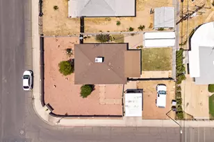 6446 W Piccadilly Rd, Phoenix, AZ 85033 - Photo 19