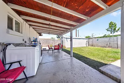 6446 W Piccadilly Road, Phoenix, AZ 85033 - Photo 13