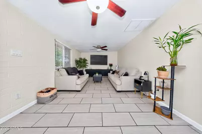 6446 W Piccadilly Road, Phoenix, AZ 85033 - Photo 5