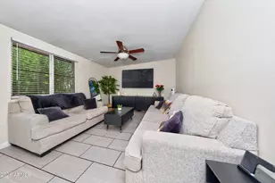 6446 W Piccadilly Rd, Phoenix, AZ 85033 - Photo 5