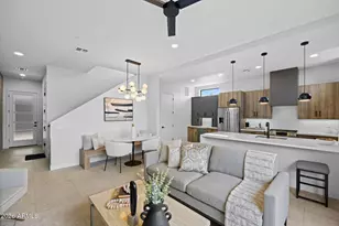 377 E Windsor Ave, Phoenix, AZ 85004 - Photo 1