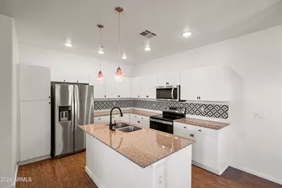 2304 E Hidalgo Avenue, Phoenix, AZ 85040 - Photo 15