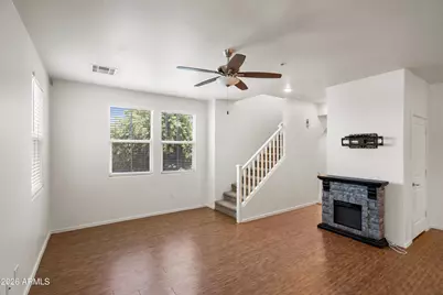 2304 E Hidalgo Avenue, Phoenix, AZ 85040 - Photo 9