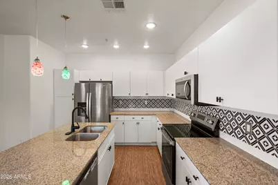 2304 E Hidalgo Avenue, Phoenix, AZ 85040 - Photo 17