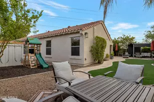 2716 E Quiet Hollow Ln, Phoenix, AZ 85024 - Photo 35