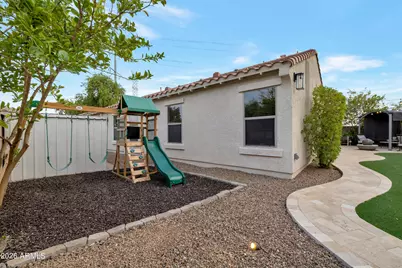 2716 E Quiet Hollow Lane, Phoenix, AZ 85024 - Photo 35