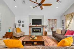 4402 E Turney Ave, Phoenix, AZ 85018 - Photo 15