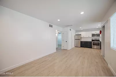 715 N 12th Avenue #3, Phoenix, AZ 85007 - Photo 7